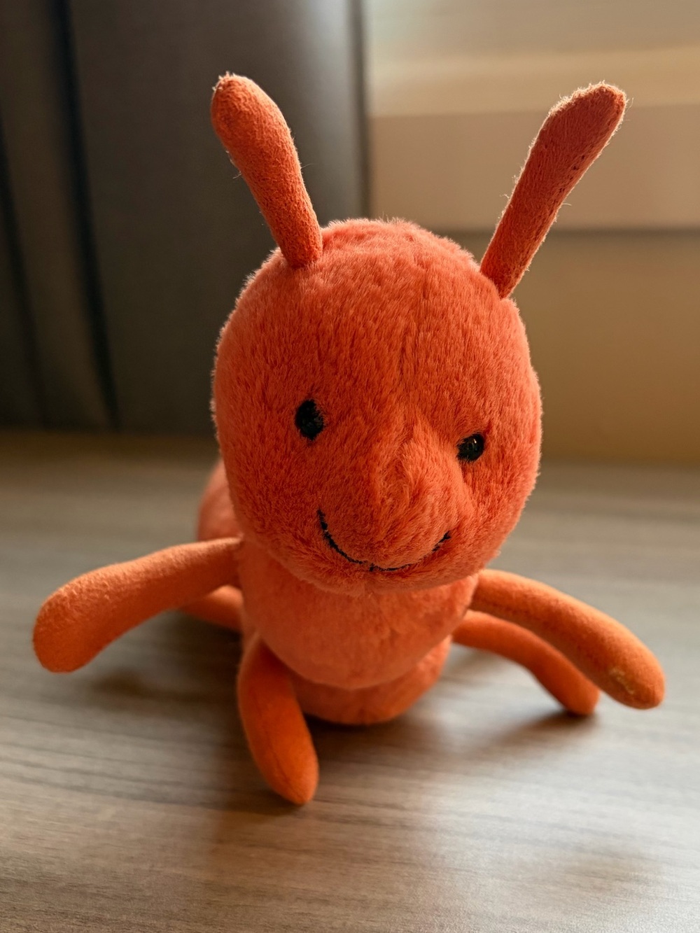 BNWOT Jellycat Wrigdig Ant